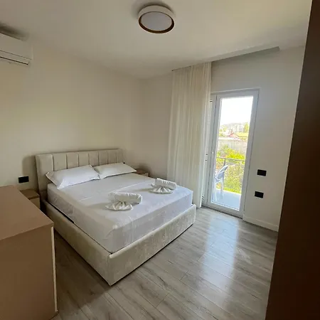 Koci Family Apartamento
